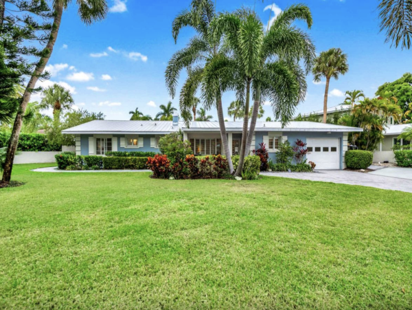 Lido Key Vacation House with Pool Near St. Armands Circle